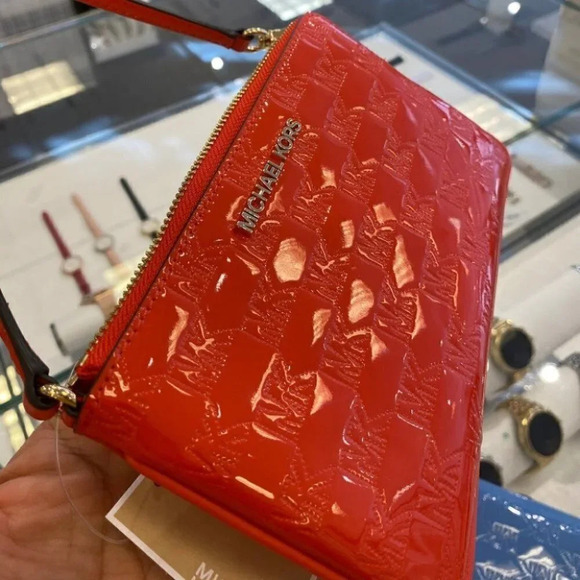 MK LG Gusset Wristlet Manda (to WM) - Picture 4 of 9